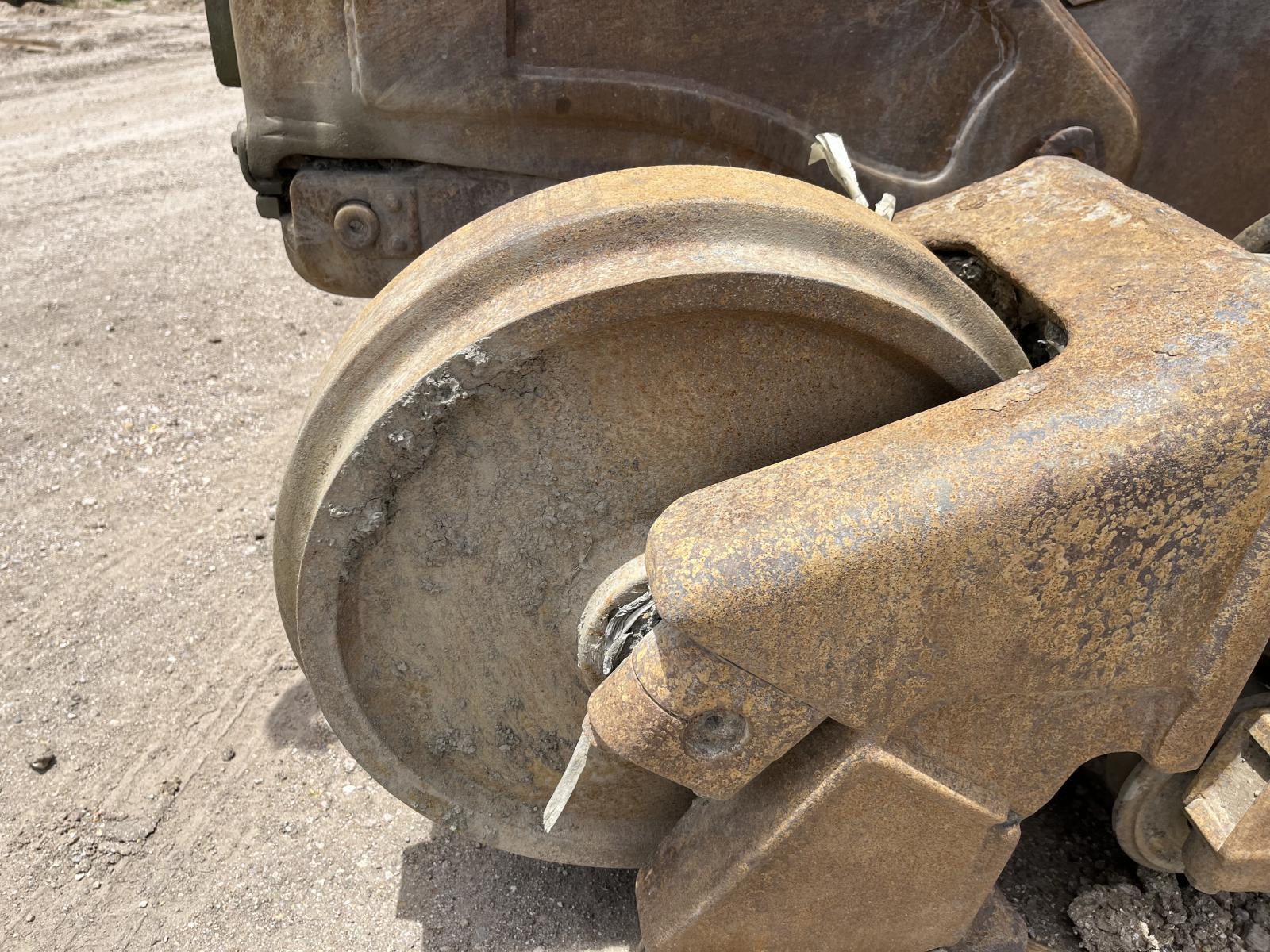 ./imagenes/INVOICE/2019/17771/TOPADOR FRONTAL CATERPILLAR D6T XW PARA PARTES (6).JPG